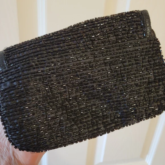 Beaded Black Clutch Small Bag ~ Contemporary & Vintage Vibe ~ Date Night ~ Fancy - Picture 14 of 16